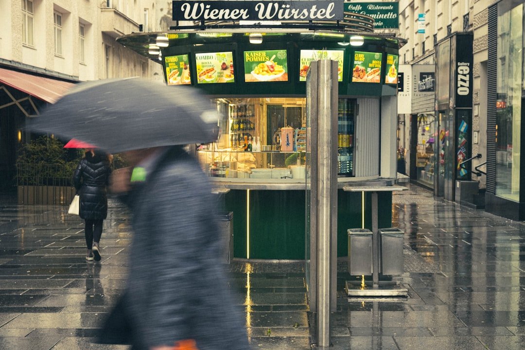 Wild Weather, Wobbly Coverage: Why Businesses Are Building Their Own Insurance