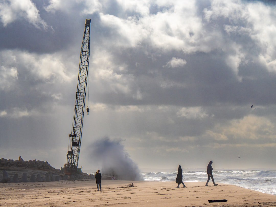 Rockets on the Beach: The Giant Insurance Questions Behind the SpaceX Legal Battle
