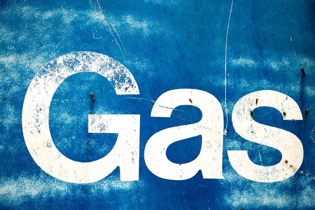 Oregon's Gas Tax Dilemma: Why Fixing Roads Has Become a Political Headache